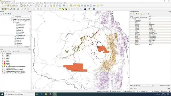 Os estudantes exportaron os datos do sitio web e importaron os datos a QGIS