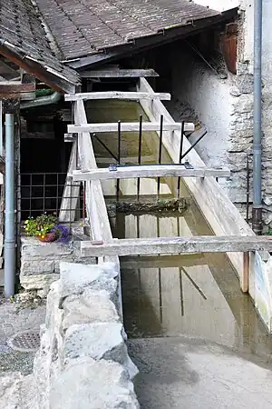 Rudimentary trash screen