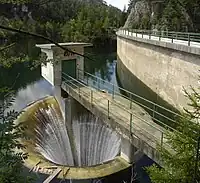 Überfalltrichter am Erlauf-Stausee