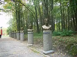 File:Спадщанський ліс. Вхід.jpg