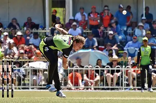 2018–19 WBBL PS v ST 18-12-30 Vakarewa (01).jpg