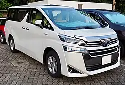 2019 Vellfire Hybrid X (AYH30W; facelift, Hong Kong)