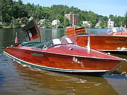 2004, 22&nbsp;ft Spencer runabout