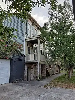 548–550 East McDonough Street