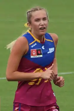 Smith running towards a contest