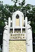 Art Deco design on the Bautista-Nakpil pylon.
