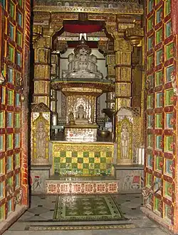 Main vedi of Bhandasar Jain Temple