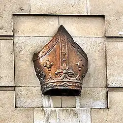 The bishop's mitre at Bishopsgate's junction with Wormwood Street