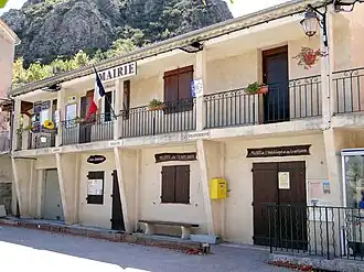 The town hall and the Tool Museum