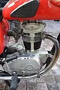 1959 BSA C15 Star - engine
