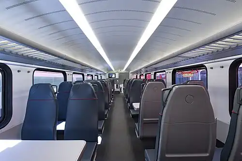 Upper deck of Caltrain EMU passenger car (Sep&nbsp;2022)
