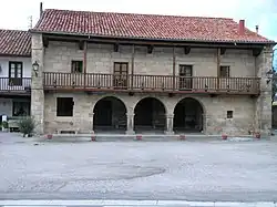The casona montañesa, stone house typical of Cantabria.