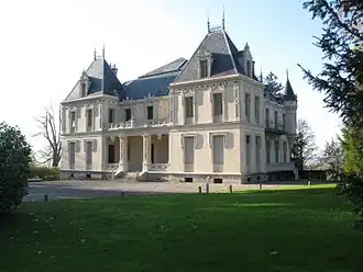 The chateau in Saint-Béron