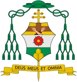 Fausto Trávez Trávez, O.F.M.'s coat of arms