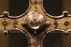 Central rock crystal