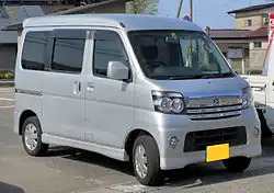 The pre-facelift model (2005-2007) Atrai Wagon Custom Turbo RS (S330G)