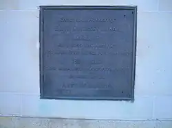 Inscription plaque
