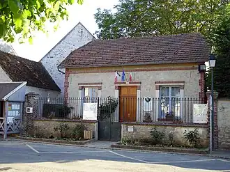 The town hall of Gadancourt