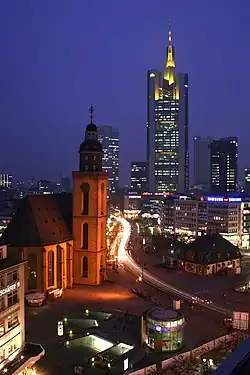The Hauptwache at night, seen from the Kaufhof's roof garden