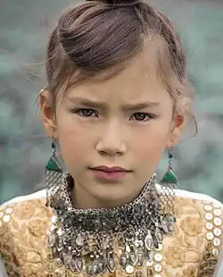 A Hazara girl