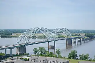 Joined-span Hernando de Soto Bridge in Memphis, Tennessee