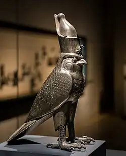 Figurine of Horus as falcon god with an Egyptian crown; circa 500 BC; silver and electrum; height: 26.9&nbsp;cm; Staatliche Sammlung für Ägyptische Kunst (Munich, Germany)