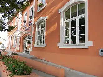 The town hall in Jonage