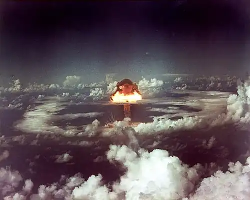 Ivy King largest pure fission nuclear test, conducted by the US in November 1952