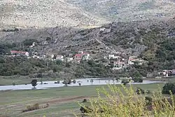 Mirlović Polje on Čikola River source