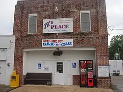 JR's Place is the restaurant in Simsboro