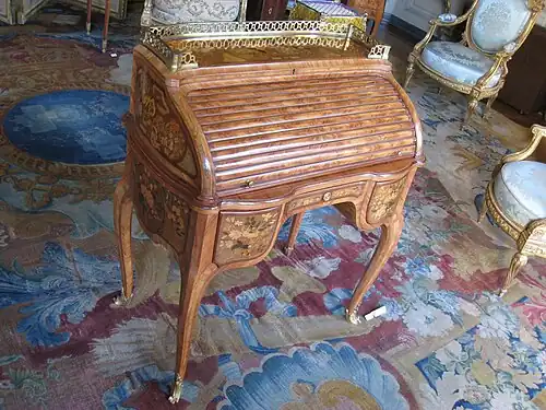 Secrétaire à cylindre by Jean-François Oeben (c. 1775)