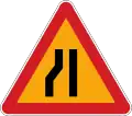 Left lane decrease / End of left crawler lane