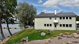 Building at Saadjärv lakeside