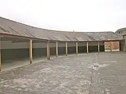 Curved shelter in Stockyard III.