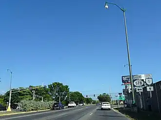 PR-1 east at Avenida Los Caobos junction, a connector to PR-578 between Bucaná and Vayas barrios, Ponce