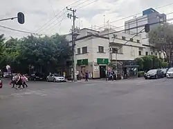 The facade of a restaurant.