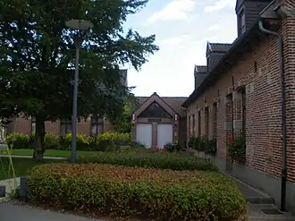 The town hall in Bourghelles