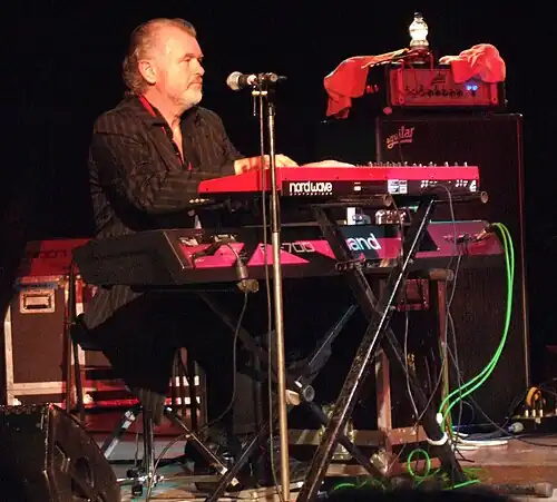 Gallagher on tour with Animals & Friends in France, 2008