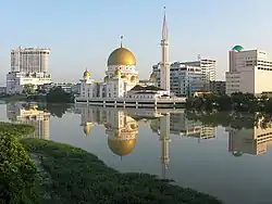 Klang skyline against its namesake river
