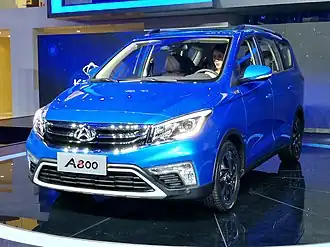 Changan Oushang A800 front