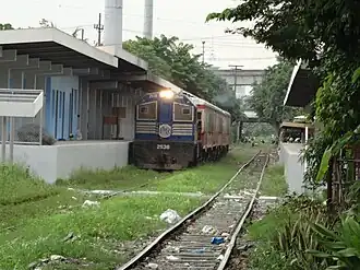 Train at Santa Mesa station
