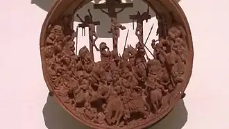 Prayer Bead with the Crucifixion and Jesus before Pilate (open), c. 1500–1530. Metropolitan Museum of Art, New York