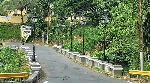 Mavilla Bridge looking west