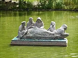 The sculpture of the fishermen by Leon Machowski, at the Krasiński Garden Pond.