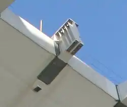 Suspender cable termination on SAS deck box