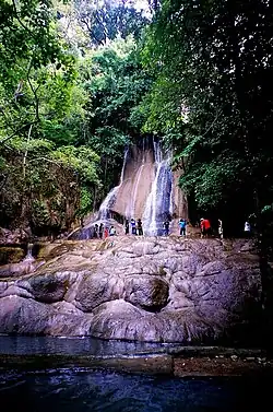 Sai Yok Noi Waterfall is a popular destination for tourism