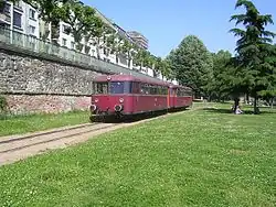 A VT&nbsp;98 on the harbour railway in Frankfurt
