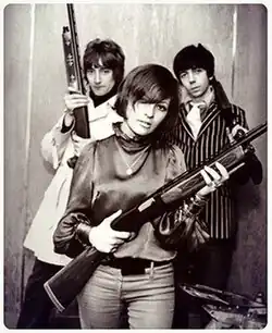 Shotgun Express in 1966 (L–R): Rod Stewart, Beryl Marsden and Peter Bardens