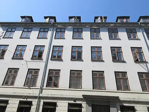 The facade viewed from Skindergade