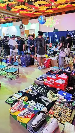 Sneakercon SEA/Singapore 2024 trading pit.